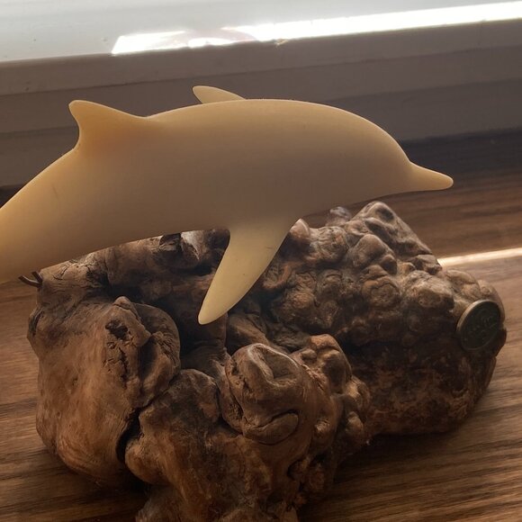 John Perry Sculpture Dolphin on Drift Wood - Picture 2 of 3
